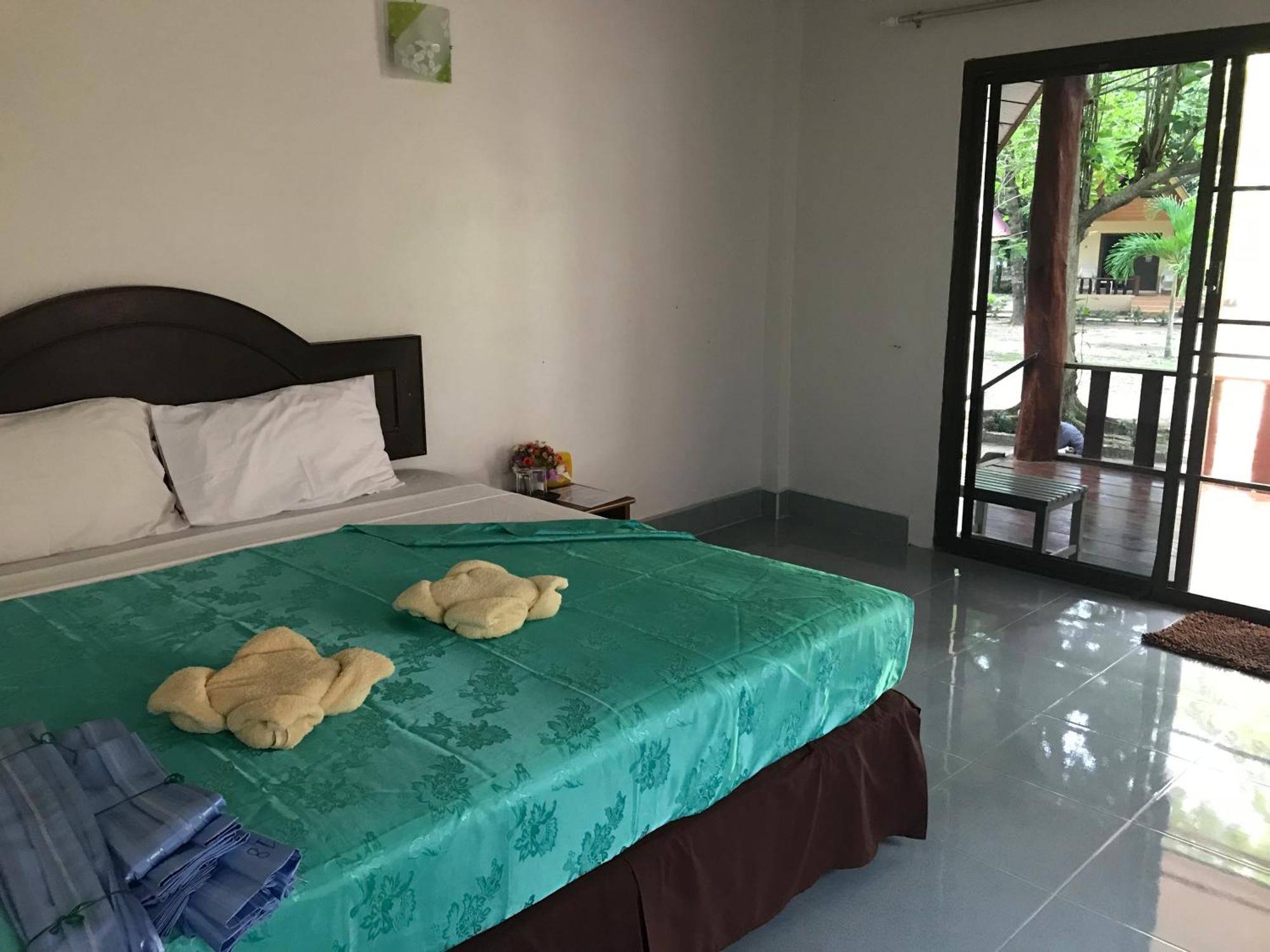 Season Bungalow Koh Jum Exterior photo